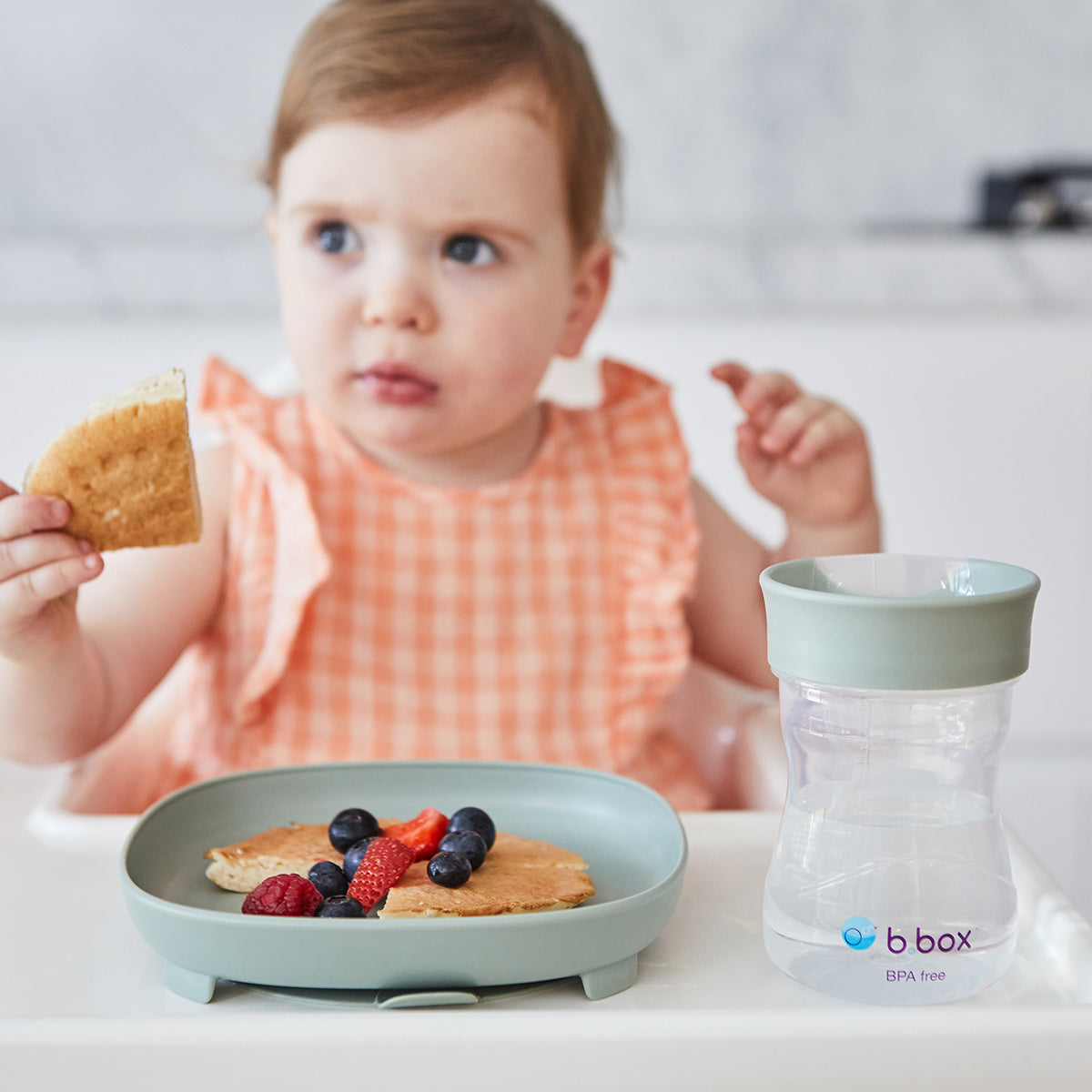 taza con borde de entrenamiento – sage
