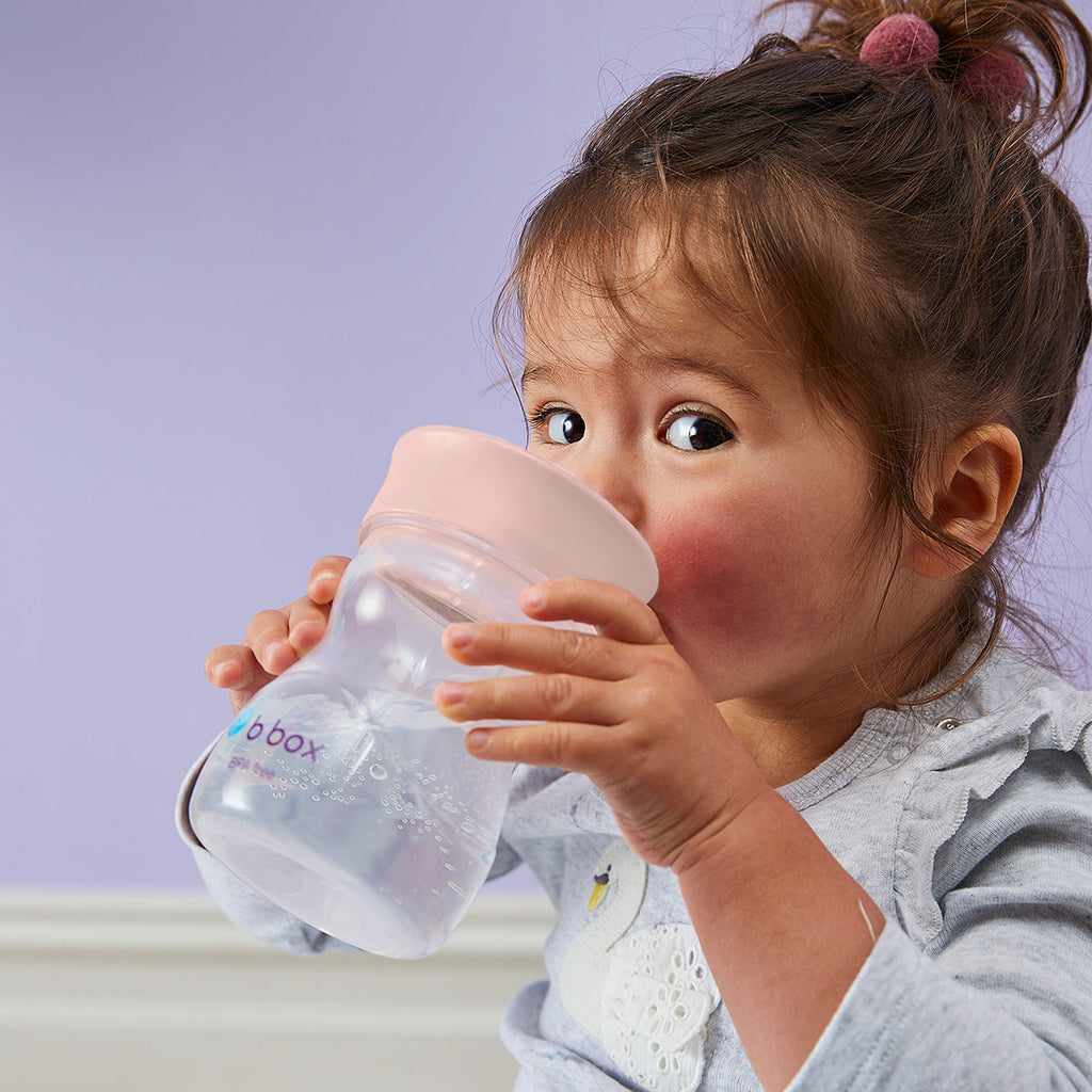 taza con borde de entrenamiento – blush