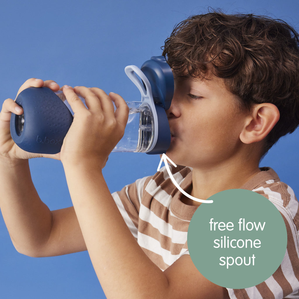 botella Tritan™ con boquilla y asa 600ml – midnight